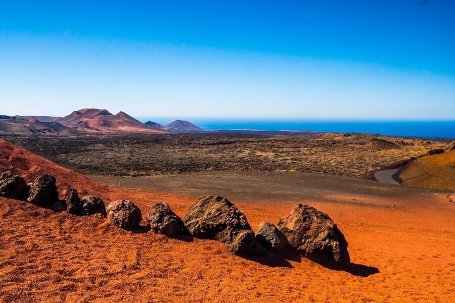 Rote Vulkanlandschaft im Timanfaya Nationalpark