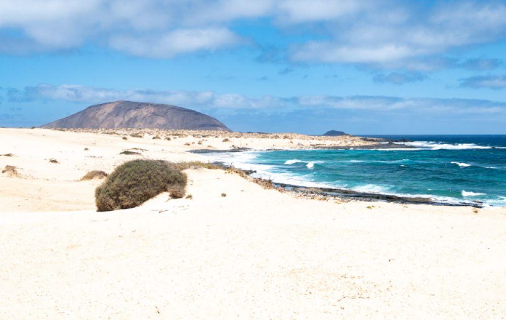 Plage de La Graciosa avec eau turquoise
